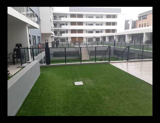 1 BEDROOM APARTMENT FOR SALE IN UMHLANGA RIDGE